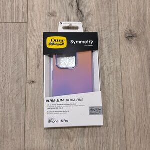 Otterbox Symmetry Series Soft Sunset Purple iPhone 15 Pro case